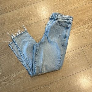 Old navy og straight jeans for women. Mom style